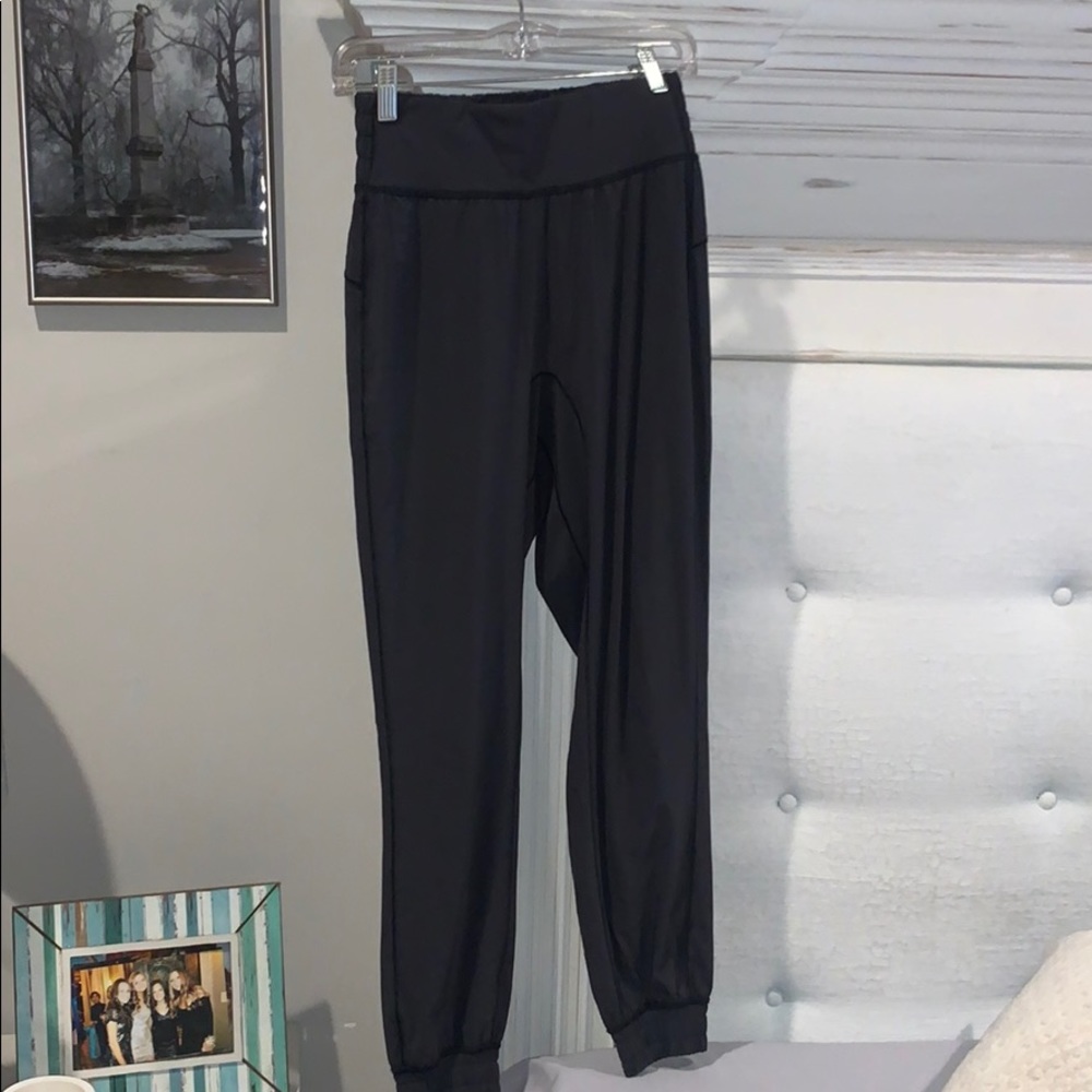 Lulu lemon joggers